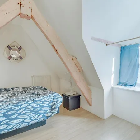 Holiday home Maison Proche Mont St Michel Pontorson