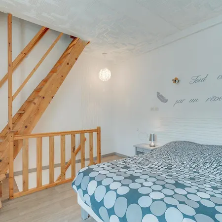 Maison Proche Mont St Michel * Понторсон